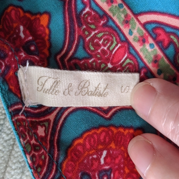 Boho Relove:Β Tulle & Batiste Jamawar Folktown Print Midi - Picture 5 of 9